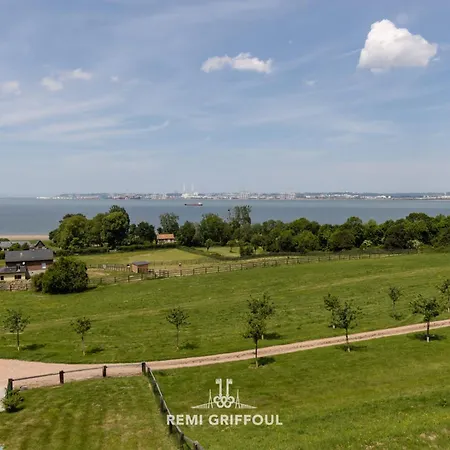 Prázdninový dům La Tour De L'estuaire Sea View & Shared Garden 6 Guests *