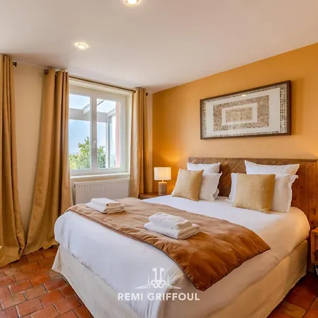 La Tour De L'estuaire Sea View & Shared Garden 6 Guests * Honfleur