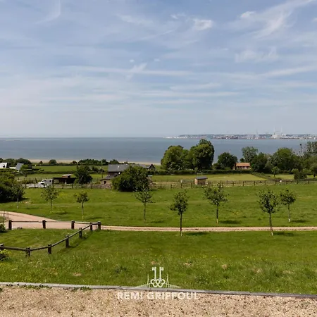 La Tour De L'estuaire Sea View & Shared Garden 6 Guests Holiday home *