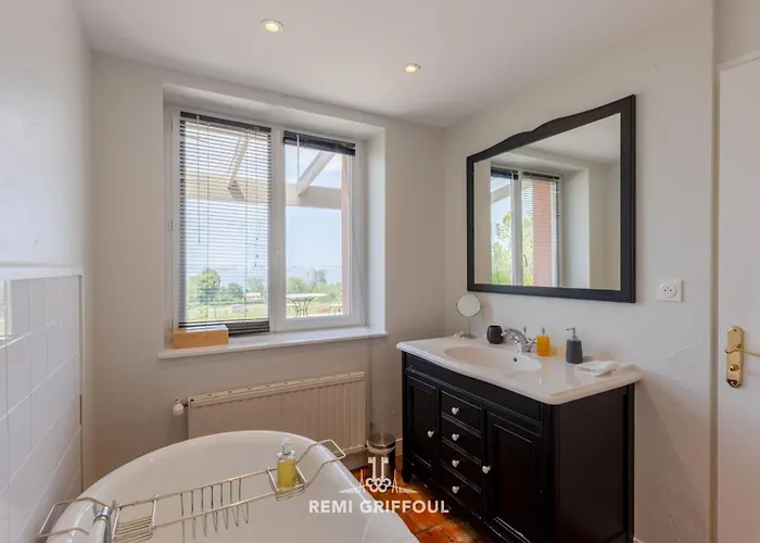 La Tour De L'estuaire Sea View & Shared Garden 6 Guests Tatil Evi